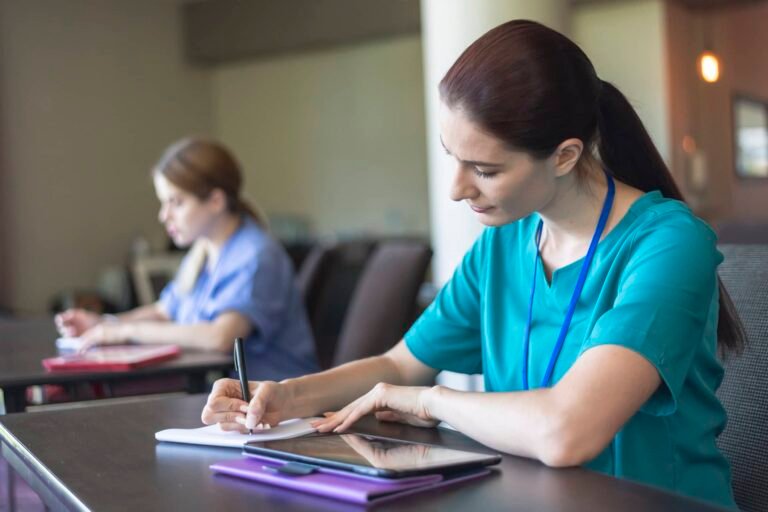 Kaplan NCLEX Review: Complete Preparation for Aspiring Nurses